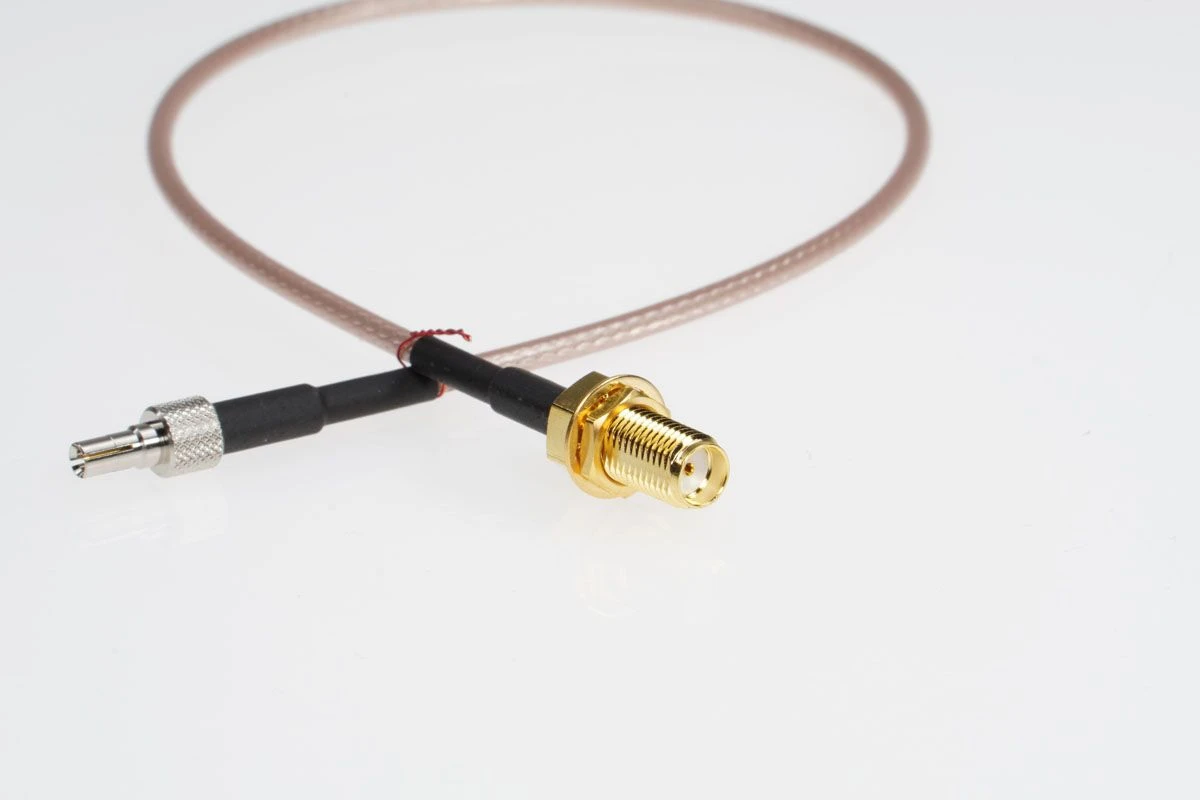 Pigtail CRC-9/SMA-Buchse, 30cm, Impedanz 50 Ohm 2 Pigtail CRC-9/SMA-Buchse, 30cm, Impedanz 50 Ohm – Bild 2