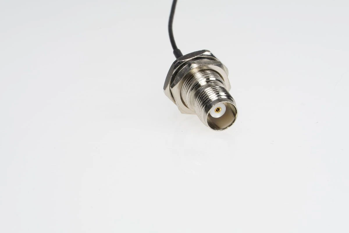 Pigtail H.FL-Stecker/TNC-Einbaubuchse, 8cm, Impedanz 50 Ohm 2 Pigtail H.FL-Stecker/TNC-Einbaubuchse, 8cm, Impedanz 50 Ohm – Bild 2