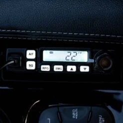 PNI Escort HP 7120 CB-Mobilgerät Mit Antenne 9 PNI Escort HP 7120 CB-Mobilgerät Mit Antenne -Kenwood Store PNI 7120EX48 night design 690c